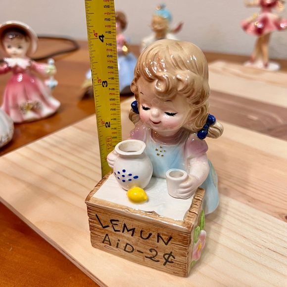 Vintage Josef Originals "HAPPINESS IS Series Lemun Aid Lemonade Girl Figurine - Picture 2 of 9